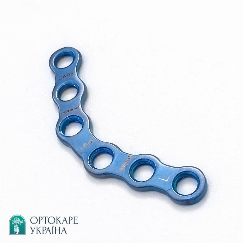 Пластина для реконструкція нижньої щелепи BMR 3+3 отвори, права 1,5 мм